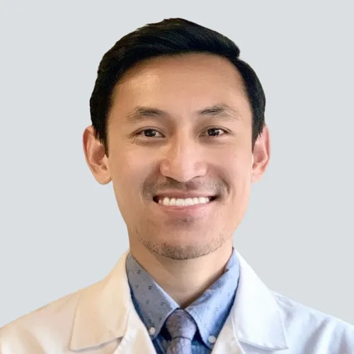 Dr. Patrick John Pham, MD - Westlake Village, CA - Internal Medicine, Ophthalmology