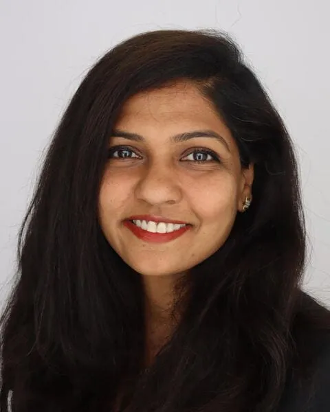 Dr. Aparna Vijayasekaran, MD - Rochester, MN - Plastic Surgery, Surgery