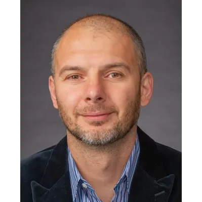 Dr. Omar Chikovani, MD - Seattle, WA - Critical Care Medicine, Pediatric Critical Care