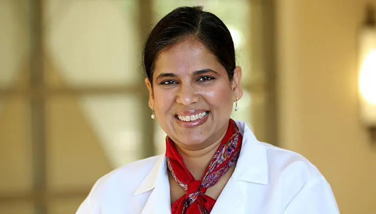 Dr. Rupali Abhijit Paradkar - Bentonville, AR - Internal Medicine