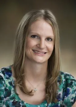 Dr. Elizabeth Garza - Pasadena, TX - Pediatrics, Internist/pediatrician