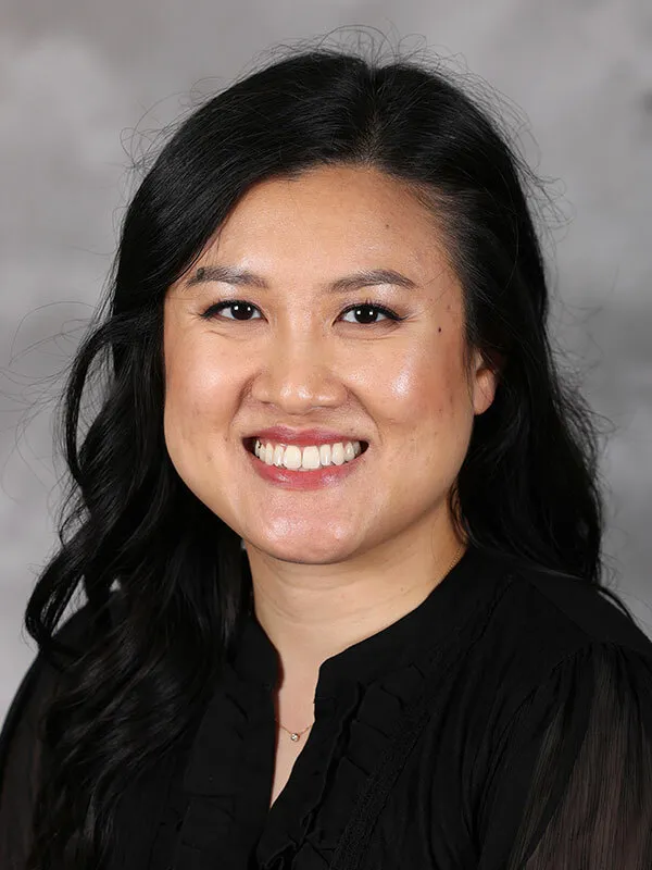 Dr. Angela T Kuo, MD - Indianapolis, IN - Internal Medicine, Internist/pediatrician