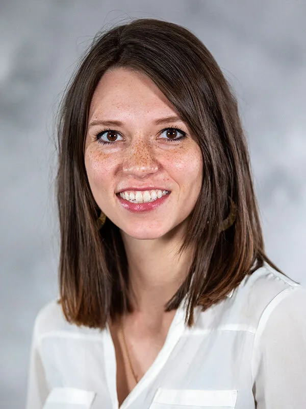 Dr. Elvira S Payne, MD - Carmel, IN - Pediatrics, Internist/pediatrician