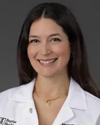 Dr. Alexandria Claudina Alvarez, MD - Miami, FL - Internal Medicine
