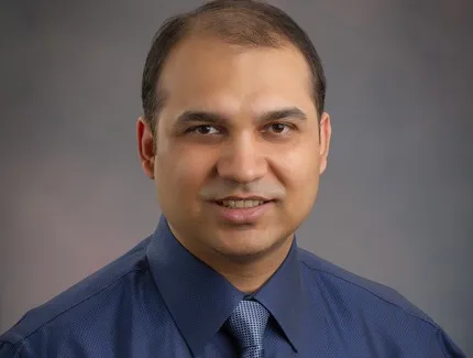 Dr. Gopesh Singh, MD - Fort Wayne, IN - Hospital Medicine