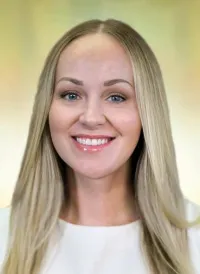 Dr. Stephanie M Delvo, MD