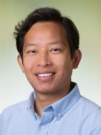 Dr. Linus Munrengsong Leivon, MD - Duluth, MN - Hospital Medicine