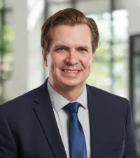 Dr. Phillip Lindholm, MD - Maple Grove, MN - Gastroenterology