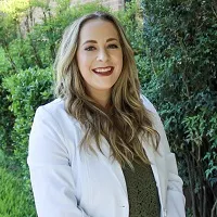 Dr. Haley Starkey Banks, MD - Stephenville, TX - Family Medicine