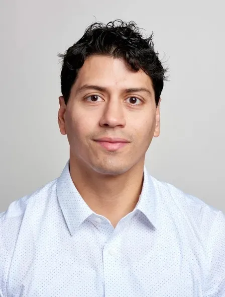 Dr. Andres Ortega, DO - New York, NY - Internal Medicine, Family Medicine