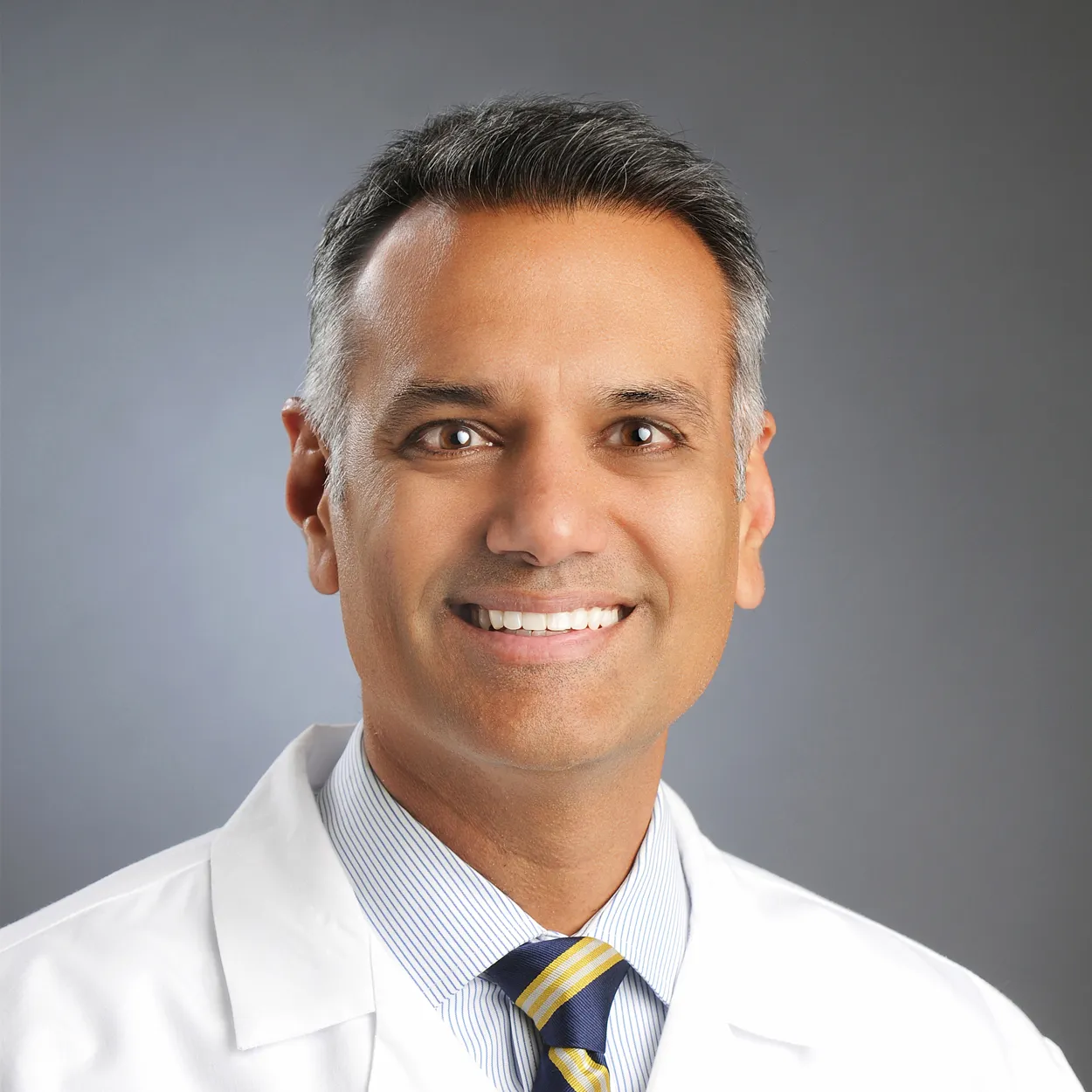 Dr. Ashish Chandu Chaudhari, MD - Concord, NH - Obstetrics & Gynecology