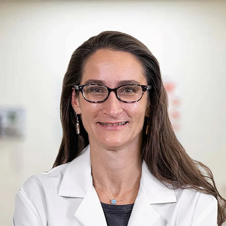 Dr. Kelli Suzanne Buckner, DO - Cleveland, OH - Family Medicine
