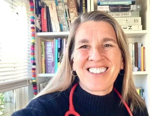 Dr. Maria Saavedra Karlsson, MD - Hermosa Beach, CA - Pediatrics, Critical Care Medicine