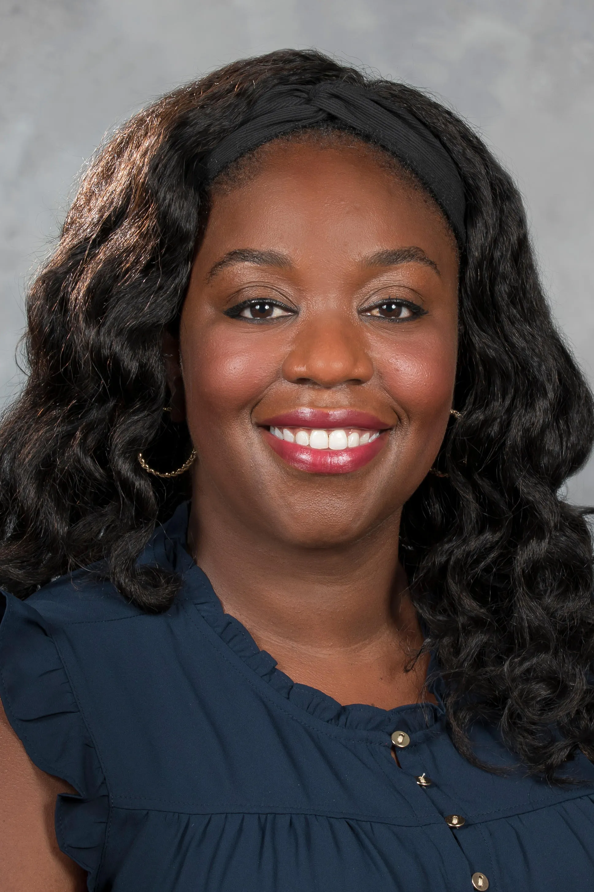 Dr. Tisha Lashae Spence, MD - Saint Petersburg, FL - Critical Care Medicine, Neonatology, Pediatrics
