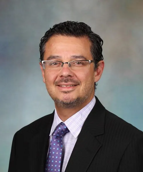 Dr. Marcelo Fernando Vela Aquino