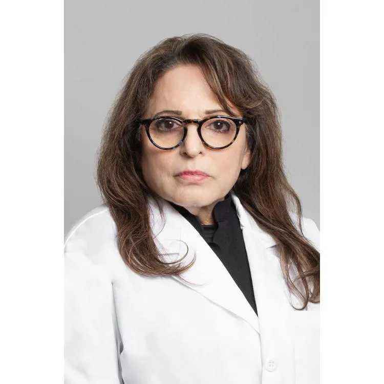 Dr. Valerie Zarcone, DO - Mahopac, NY - Internal Medicine