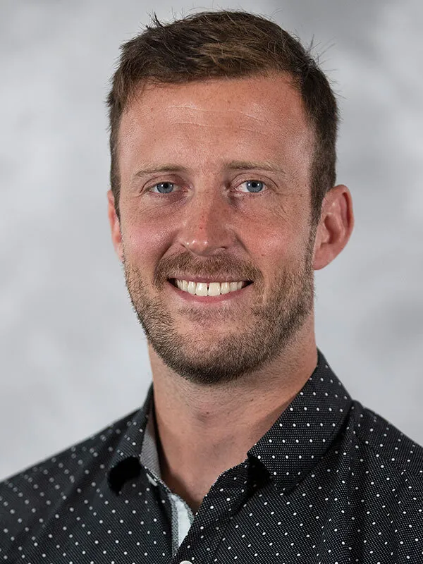 Dr. Wade G Kvatum, MD - Indianapolis, IN - Family Medicine, Hospital Medicine