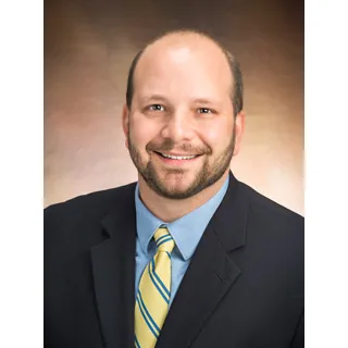 Dr. Brian Vernau, MD - Glen Mills, PA - Sports Medicine, Internist/pediatrician, Sport Medicine Specialist