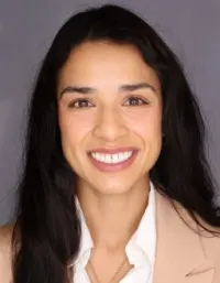 Dr. Julia Shah, MD - Boston, MA - Orthopedic Surgery, Physical Medicine & Rehabilitation, Sports Medicine