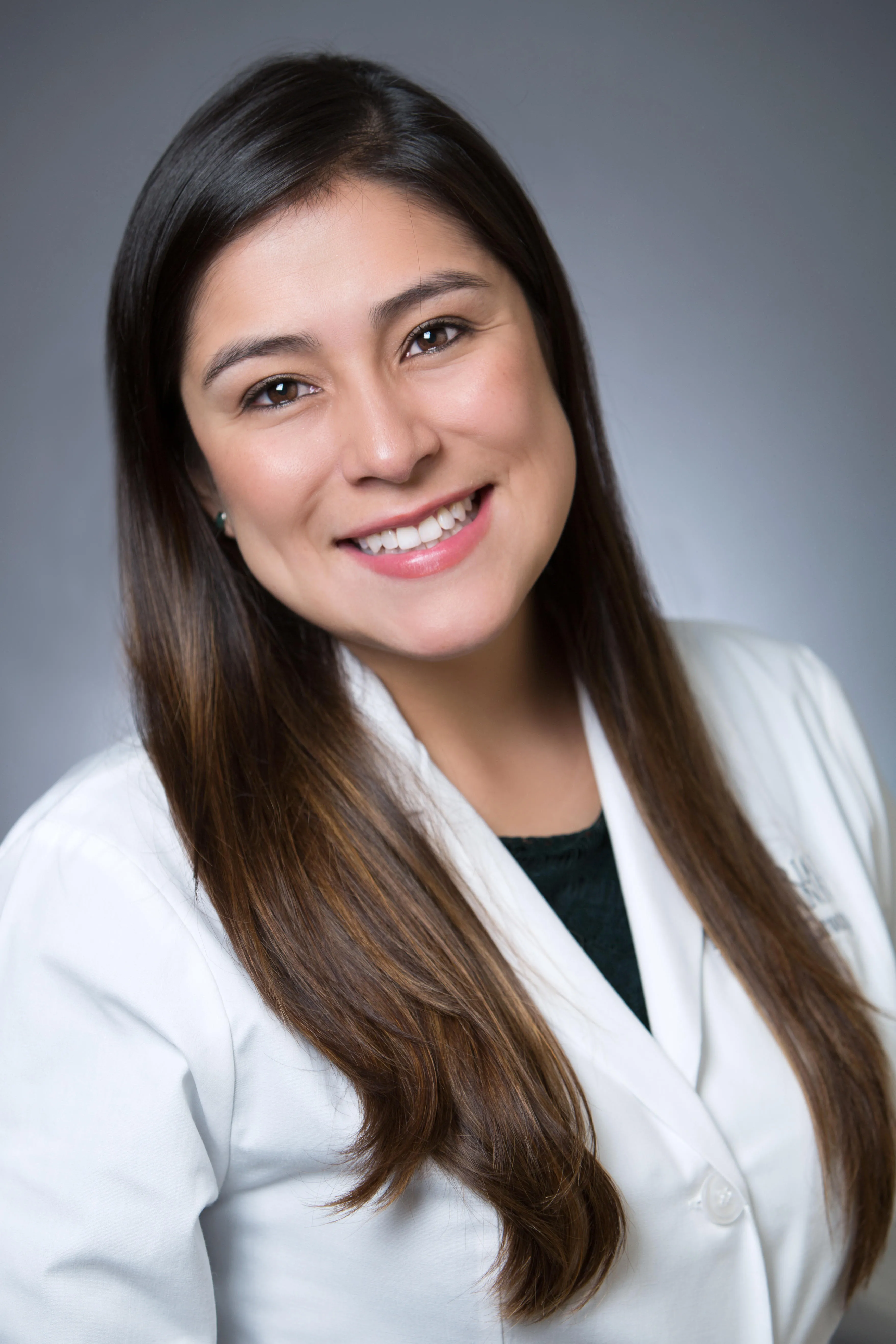 Dr. Laura Mansilla, MD - Houston, TX - Family Medicine
