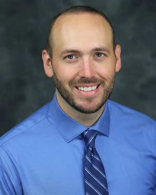 Dr. Derrick Evan Hall, MD - Sherwood, OR - Family Medicine