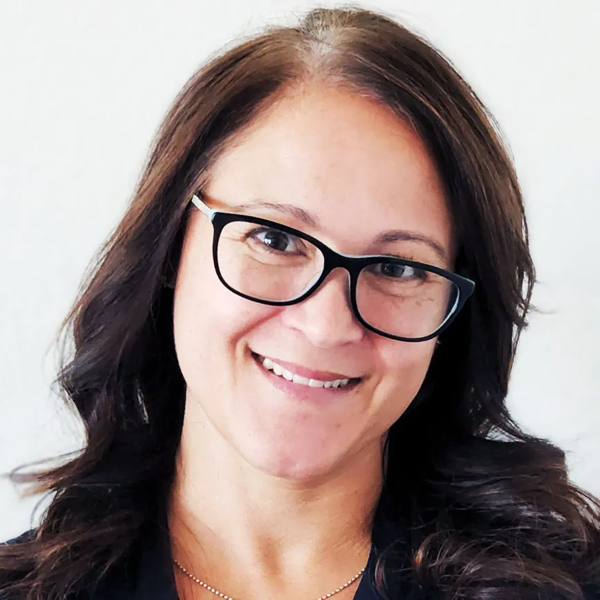 Dr. Elizabeth Kathleen Santiago, MD - Westlake Village, CA - Physical Medicine & Rehabilitation
