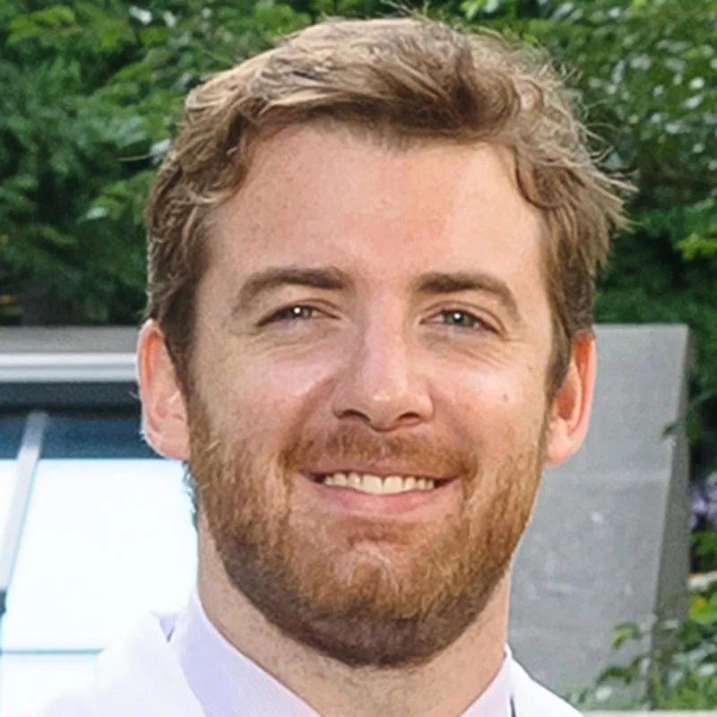 Dr. Matthew John Cummings, MD - New York, NY - Critical Care Medicine, Critical Care Specialist, Pulmonologist