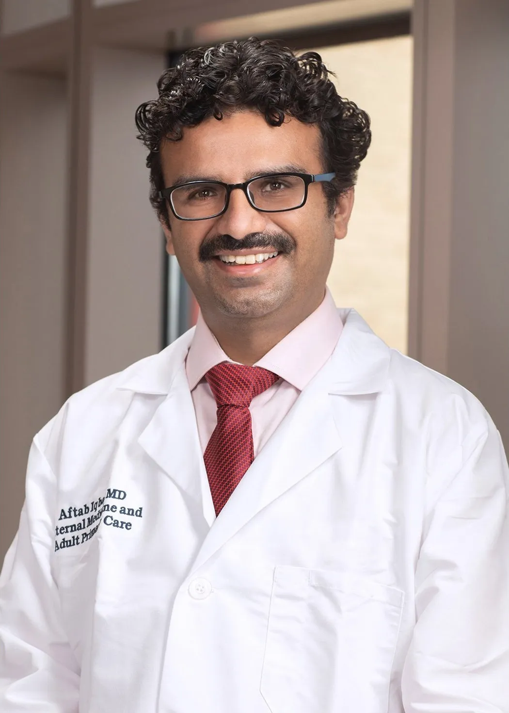Dr. Aftab Iqbal, MD - Boston, MA - Internal Medicine