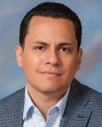 Dr. Robert Daniel Travez, MD - Cincinnati, OH - Internal Medicine