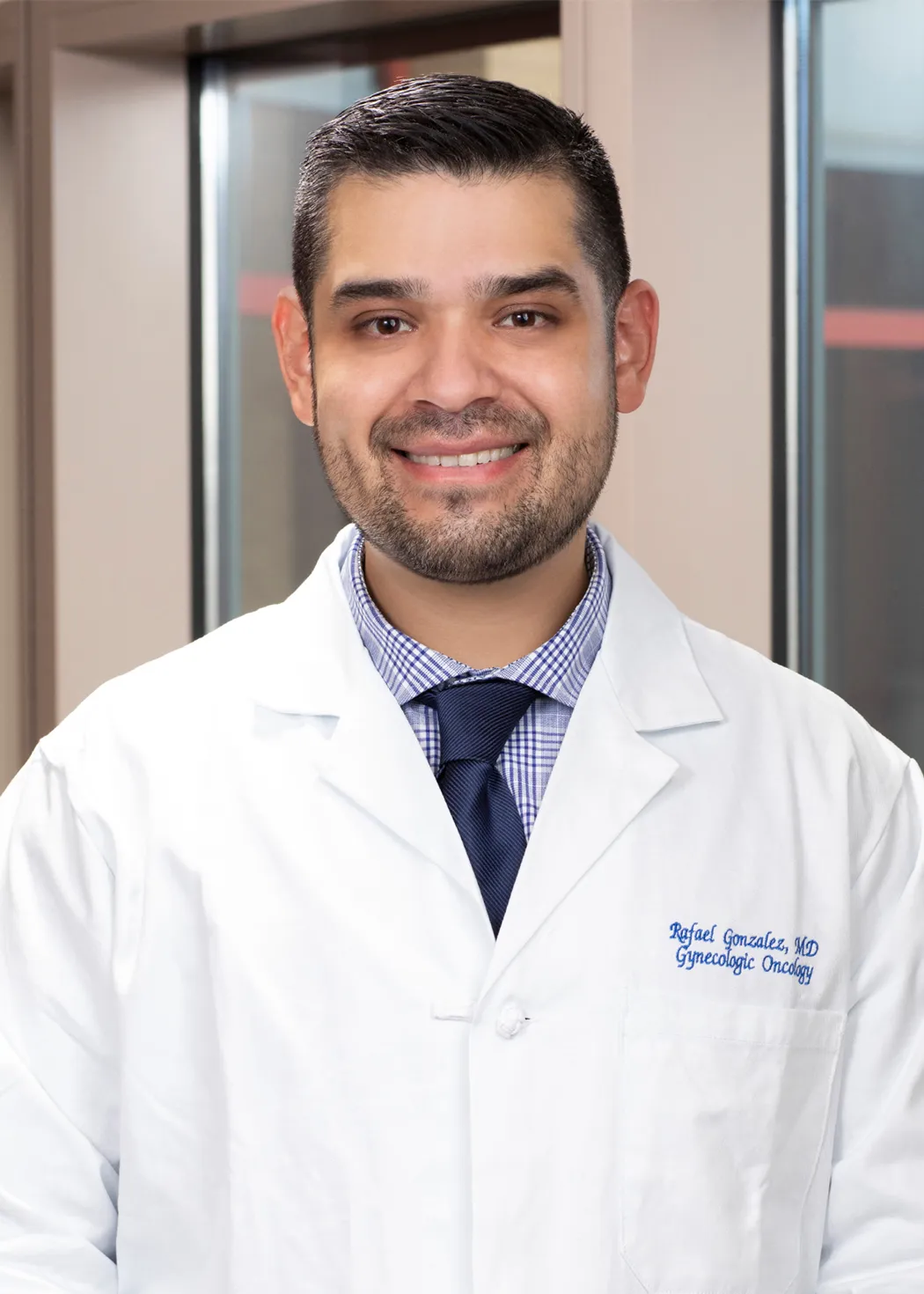 Dr. Rafael Gonzalez, MD - Boston, MA - Obstetrics & Gynecology, Gynecologic Oncologist