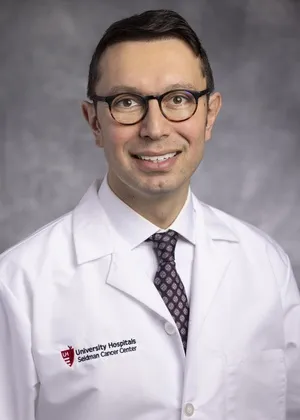 Dr. Ulas Bayraktar, MD - Ravenna, OH - Oncology, Oncologist