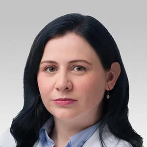 Dr. Leah C. Tatebe, MD - Chicago, IL - Critical Care Medicine, Critical Care Specialist