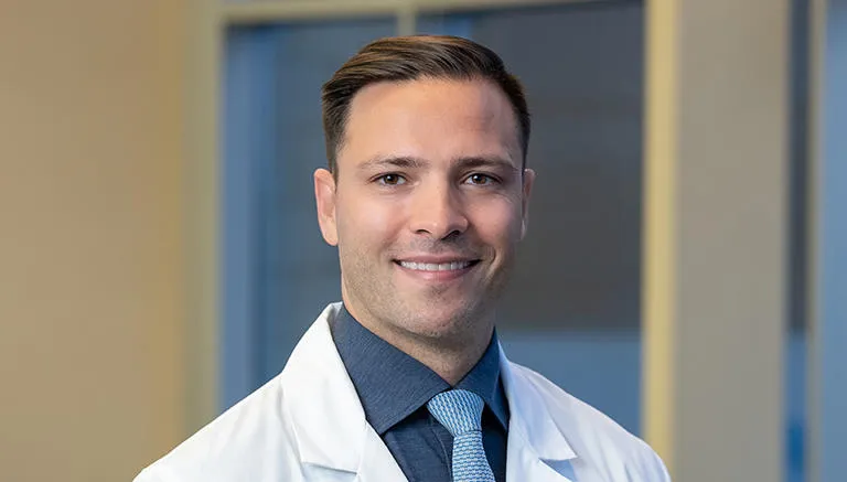 Dr. Shalen Nikolay Kouk - Saint Louis, MO - Sports Medicine, General Orthopedics, General Surgeon, Sport Medicine Specialist