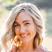 Dr. Caitlin Kelly Schmidt, DO - Traverse City, MI - Obstetrics & Gynecology