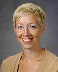 Dr. Jenny Melli, MD - Camden, NJ - Internal Medicine