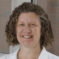 Dr. Carrie L Valdez, MD - Columbus, OH - Surgery, Trauma Surgery
