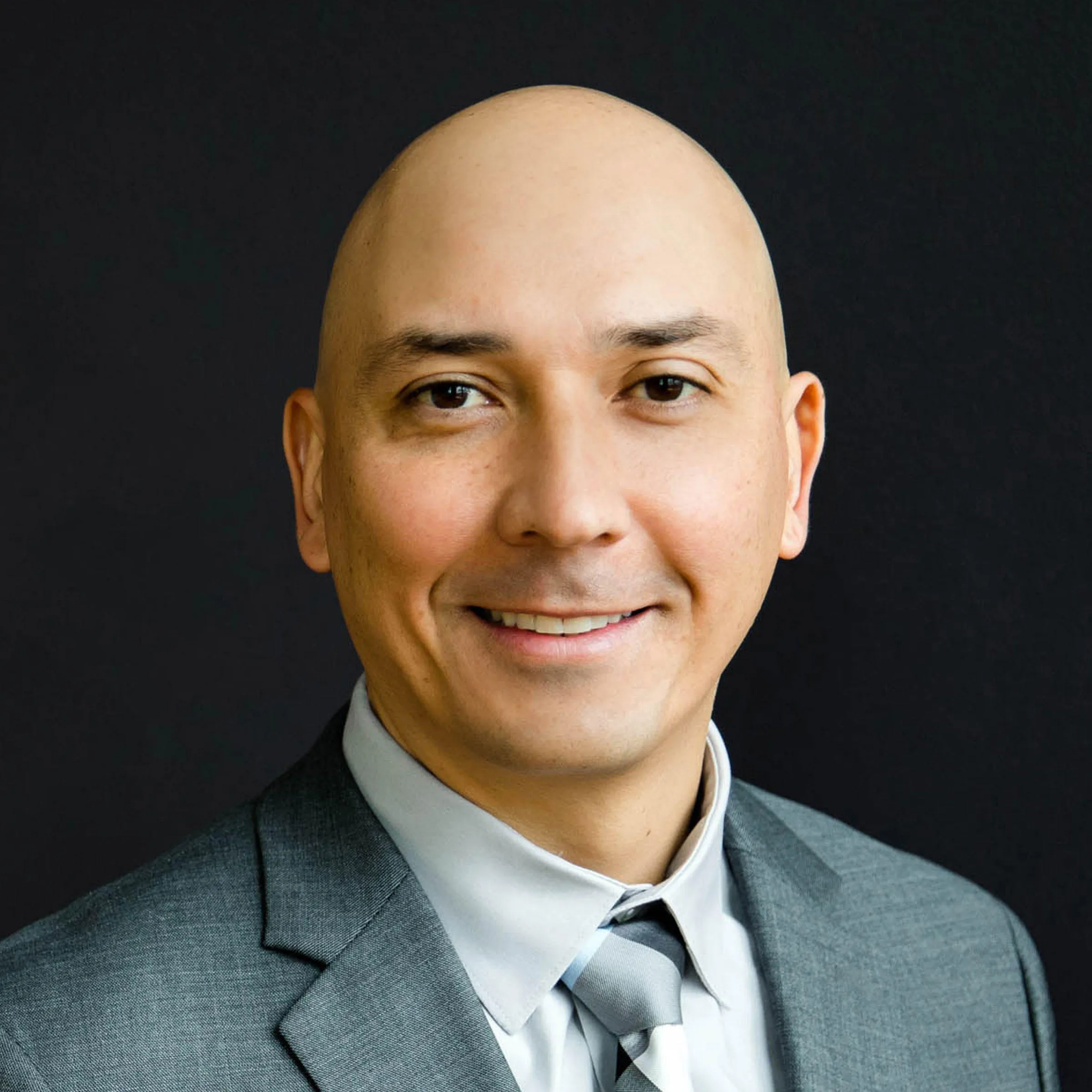 Dr. Carlos Pelaez - Des Moines, IA - Surgery, General Surgeon