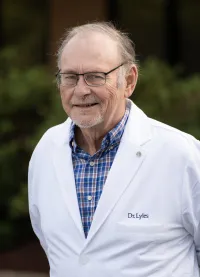 Dr. Fred Lyles, MD - Hot Springs Village, AR - Family Medicine