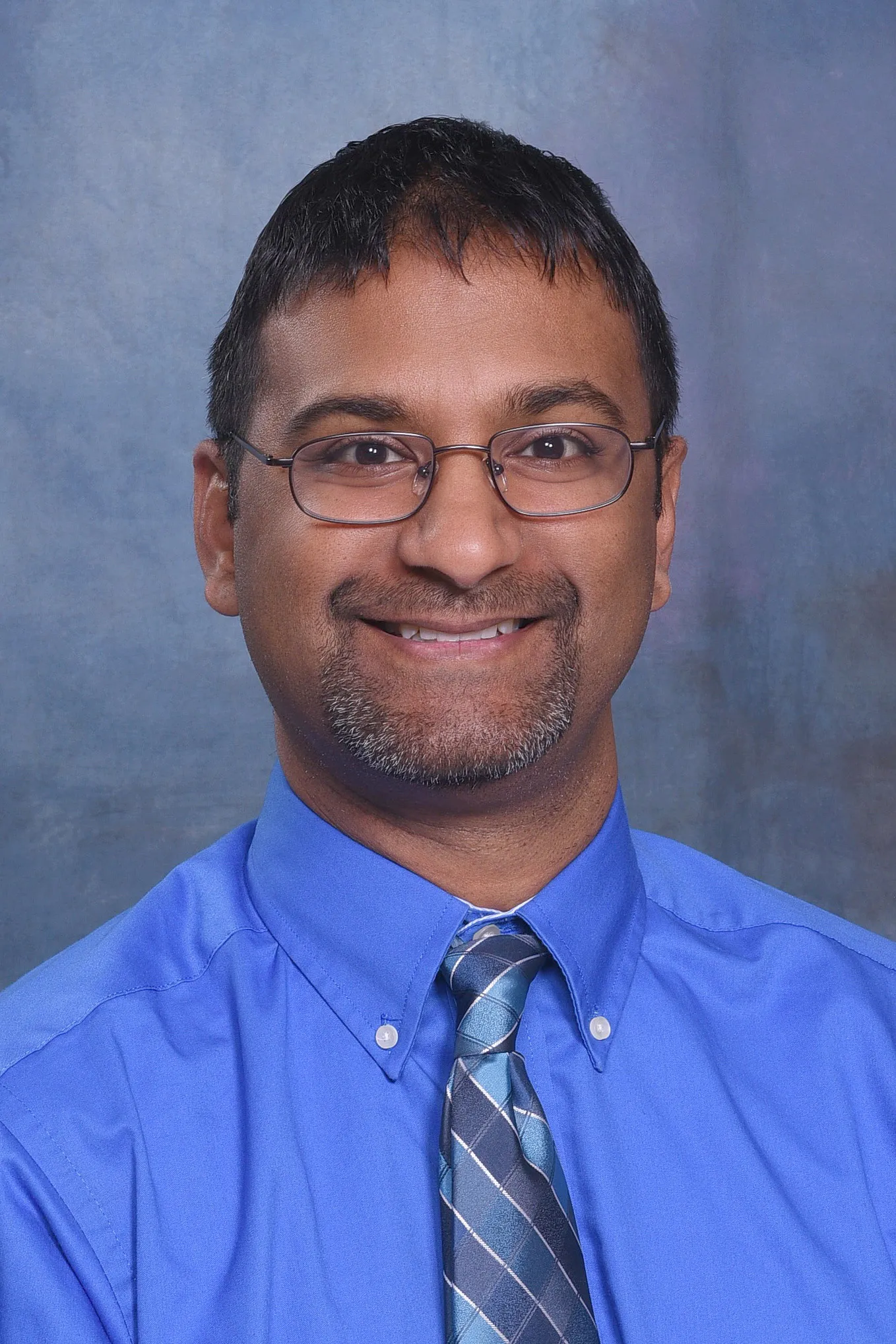 Dr. Sunil Bhat, MD - Mount Vernon, OH - Infectious Disease
