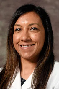 Dr. Khadeeja Esmail, MD - Jacksonville, FL - Internal Medicine
