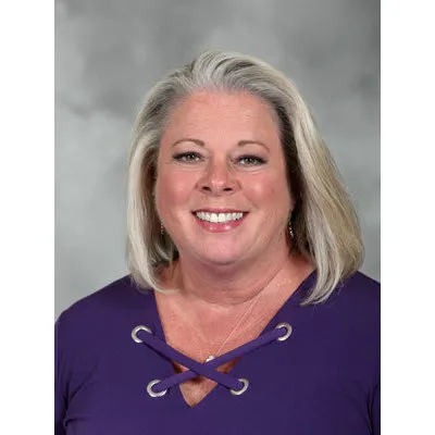 Dr. Lisa M Schuller, MD - Fishers, IN - Nurse Practitioner, Critical Care Medicine