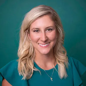 Dr. Molly Gilbert - Hillsboro, IL - Family Medicine
