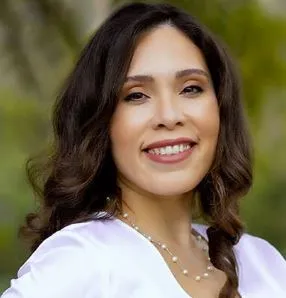 Dr. Erica Rivas De Srinivasa, MD - Austin, TX - Neurology