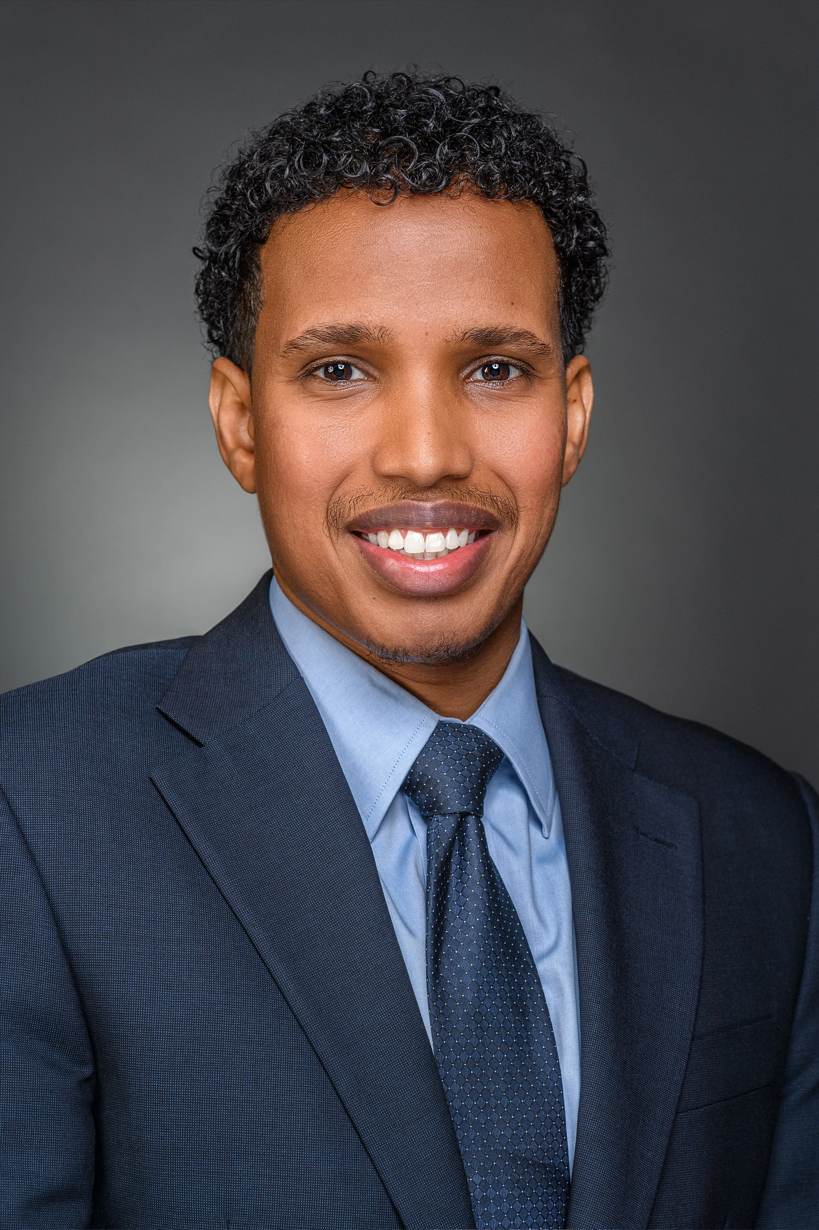 Dr. Adan M. Omar, MD - Eden Prairie, MN - Orthopedic Surgery, General Orthopedics, General Surgeon, Orthopedic Surgeon, Sport Medicine Specialist