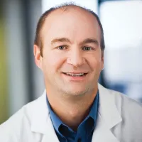 Dr. Henry Sakowski, MD - Omaha, NE - Internal Medicine