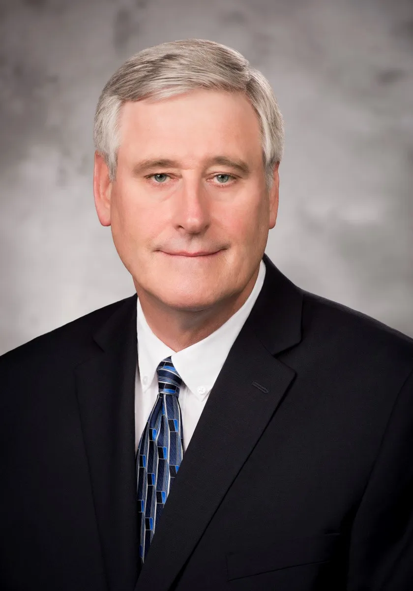 Dr. Willard Den Houter, MD - Plymouth, MI - Internal Medicine