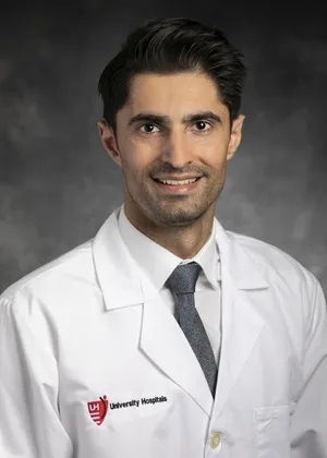 Dr. Umar Hayat, MD - Cleveland, OH - Gastroenterology, Gastroenterologist