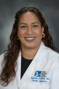 Dr. Xelenia Depena, MD - Dumont, NJ - Family Medicine