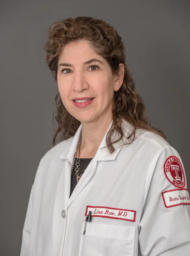 Dr. Lisa Rae - Philadelphia, PA - Surgery, General Surgeon