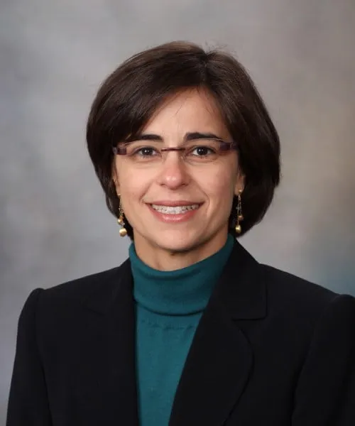 Dr. Thanila De Araujo Macedo